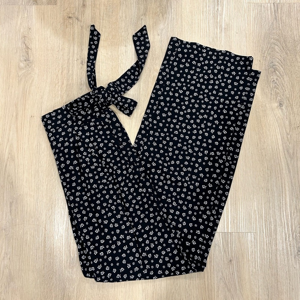 RW&CO High-Waisted Tie-Up Belt Wide Leg Dress Pants